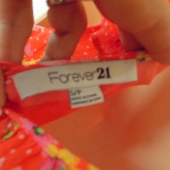 Forever 21 Dress/Top Beautiful Floral S/P Lined - Picture 3 of 4